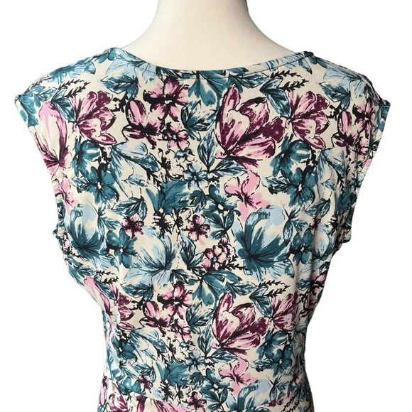 Le Lis Sleeveless V-Neck Floral Dress with Side Ruching Size XX-Large - Picture 6 of 9